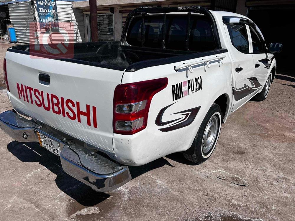 ميتسوبيشي L200